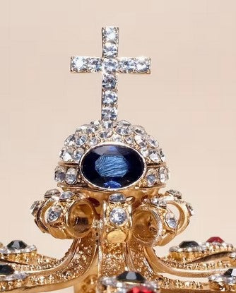 Crown Queen Ornate