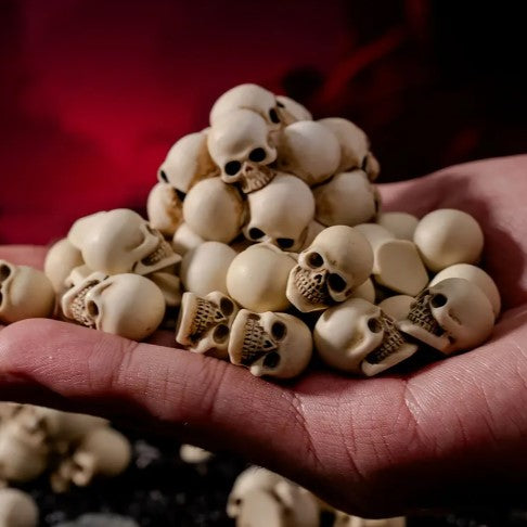 Mini Skull Resin 0.53 inch Tall x .46 ich Wide - 5 Pack
