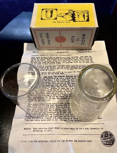 Pre-Owned The Miracle Glass by E-Z Magic